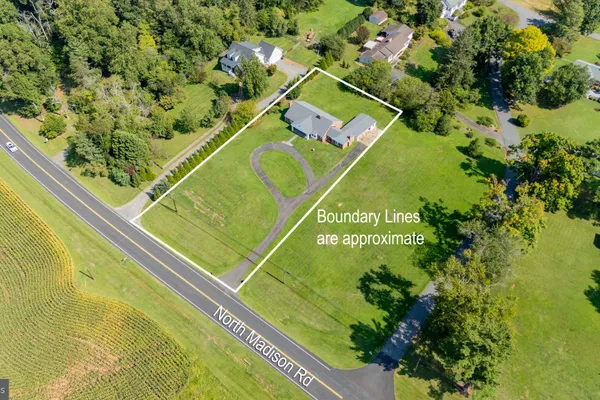 905 N MADISON RD