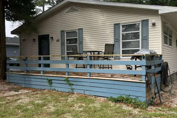 27310 SEABREEZE RD