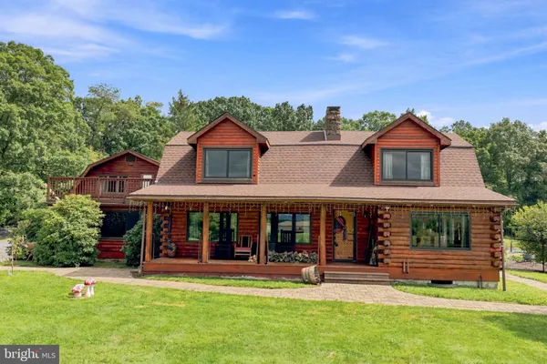 435 SUNSET DR