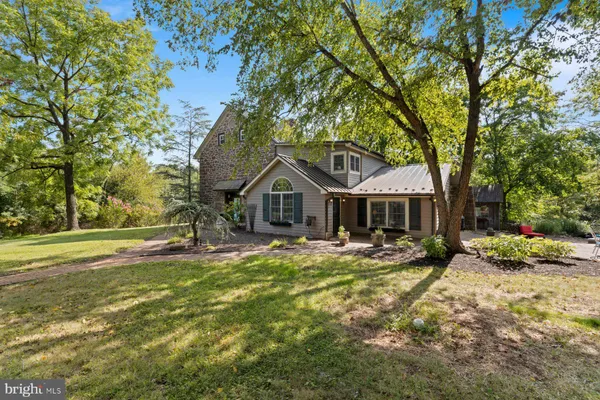741 WYNDAMERE RD
