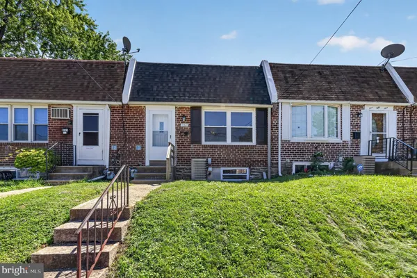 161 CHADWICK AVE