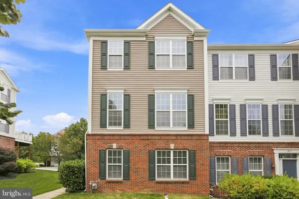 2009 GARRISON DR