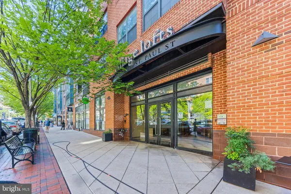 3201 SAINT PAUL ST 120