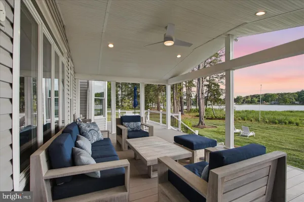 109 STARBOARD CT