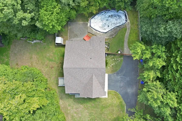 6850 BARNEY DR