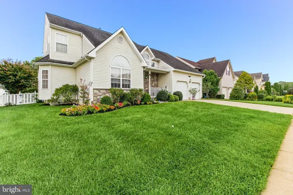 15 VALLEY FORGE DR