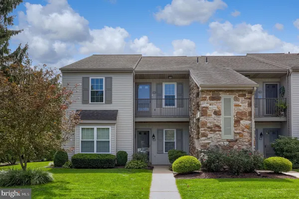 232 GREENVIEW DR