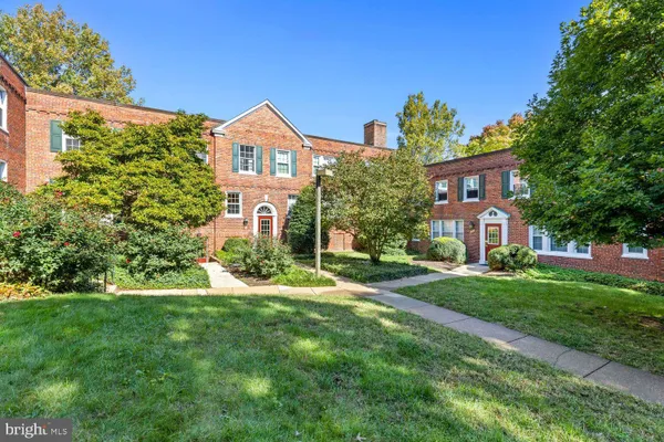 1911 KEY BLVD 564