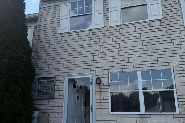515 N YORK RD 9-E