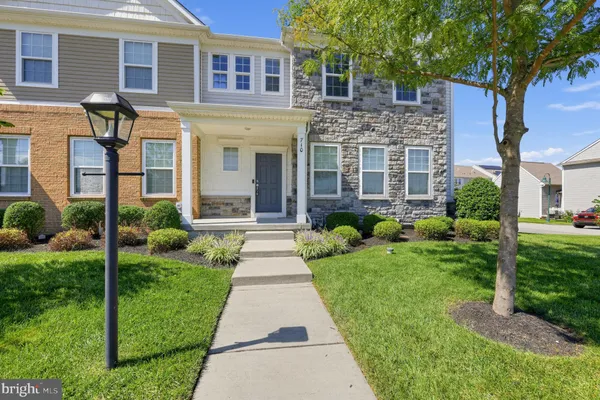 710 SUN VALLEY CT