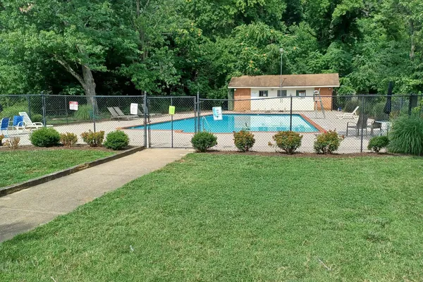 5618 CRENSHAW RD 834