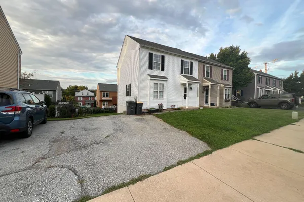 309 KENNEDY DR