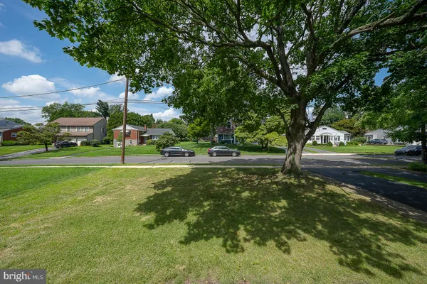 324 VALLEY VIEW RD