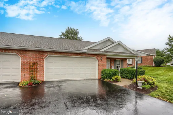 12 CREEK BANK DR