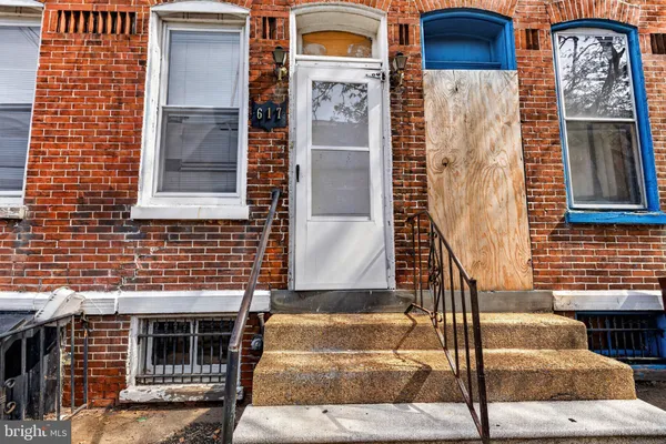 617 W 9TH ST