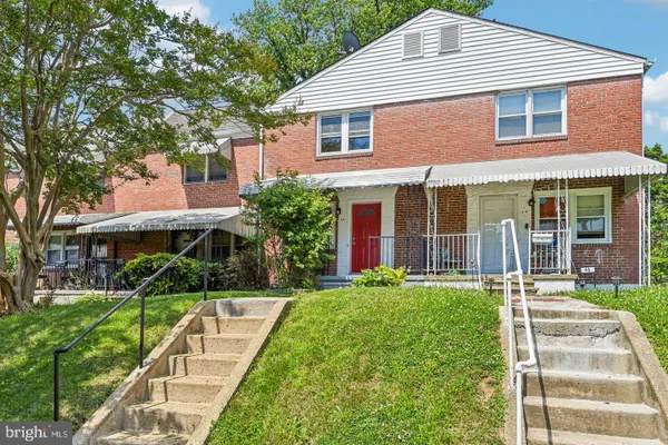 44 N ATHOL AVE
