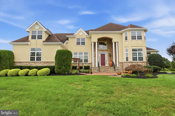 36 BELMONT CIR