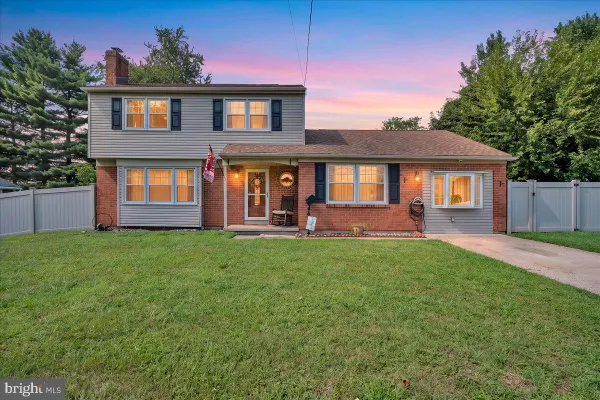 106 VILLINGER AVE