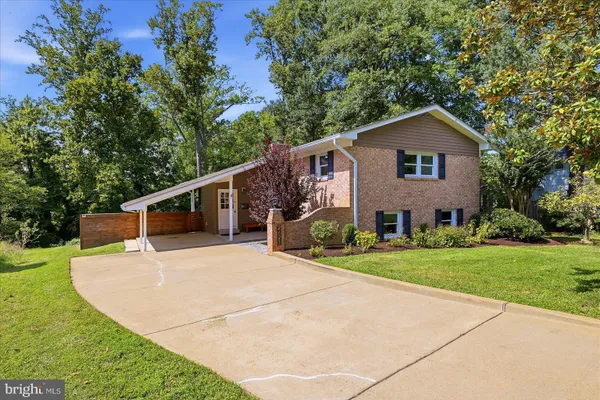2621 CHILDS LN
