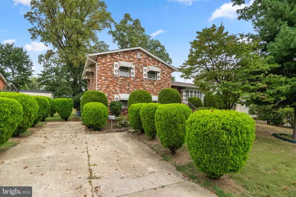420 BURNT MILLS AVE
