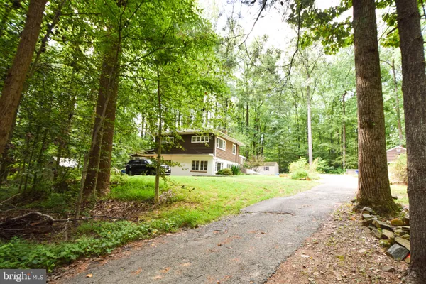 2123 SHERWOOD LN