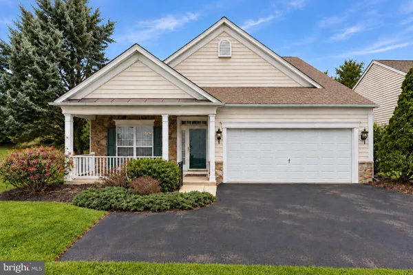 108 PETUNIA DR