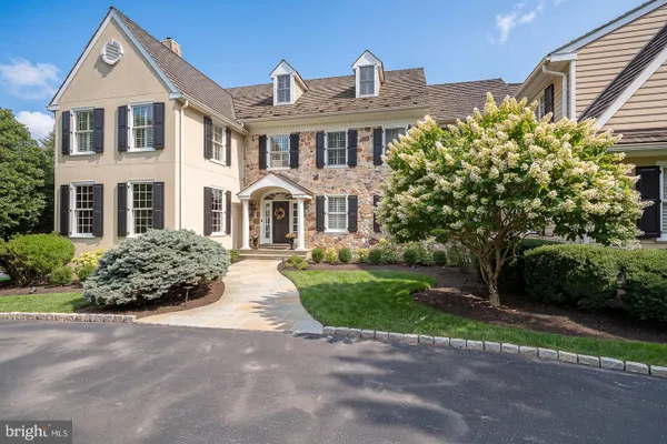 16 HARRISON DR
