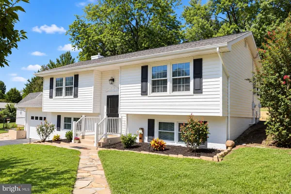 3153 HOWELLSVILLE RD