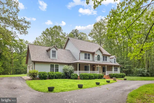 2381 NANCY LN