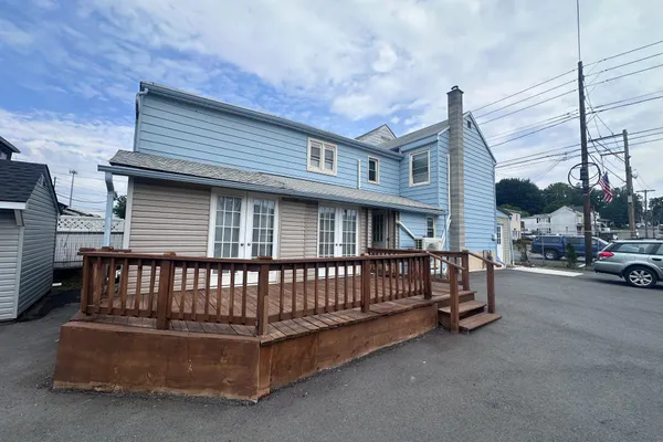 103 MARKET ST