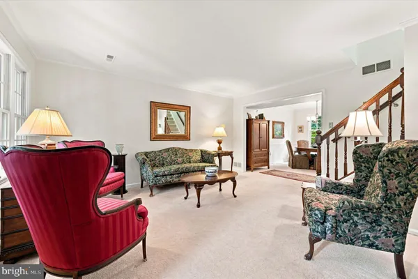 8643 TRUMBAUER DR