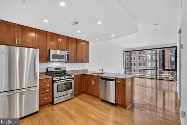 1211 13TH ST 402
