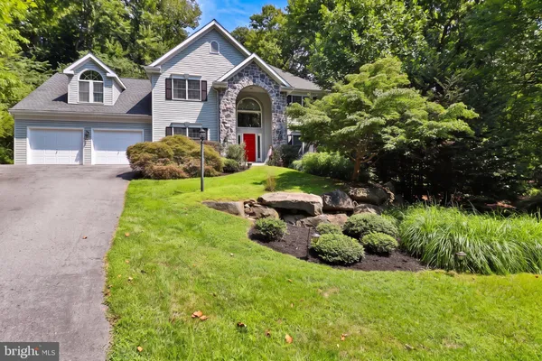 229 POPLAR LN