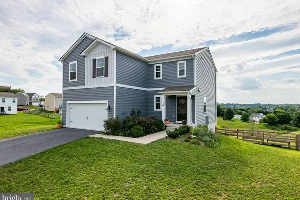 20 SKYTOP CT