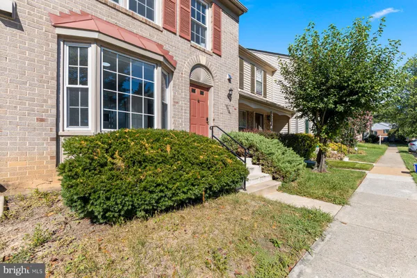 5416 NEW LONDON PARK DR