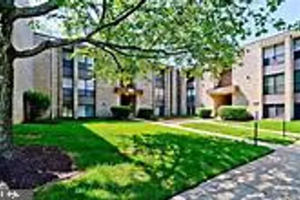 3331 HUNTLEY SQUARE DR A