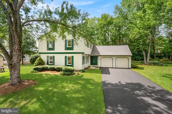 115 COFFEE TREE CT