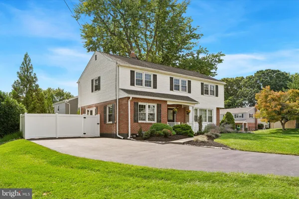 344 KNOLL RD