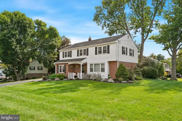 344 KNOLL RD