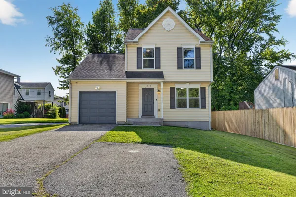 1313 FAIRVIEW RD