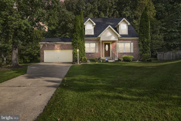 3743 WOLF TRAIL DR