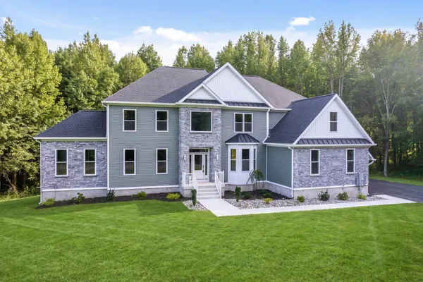 39 FOX HAVEN LN