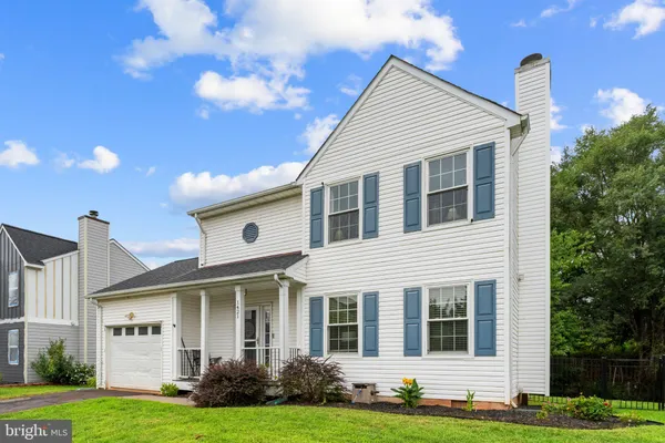 1421 N THOMAS WAY