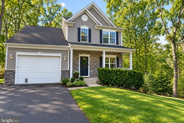 1362 ROCKRIDGE RD