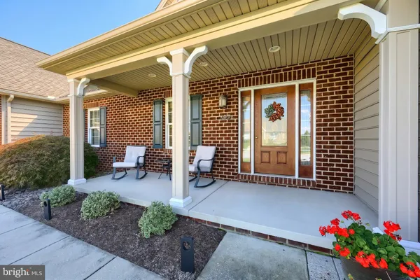 392 ONYX RD