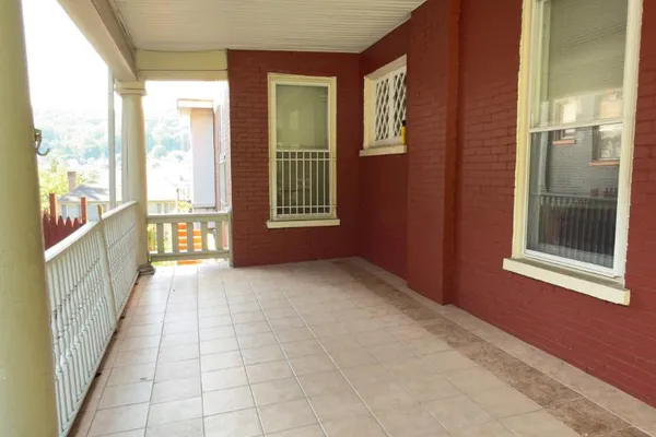 1742 MINERAL SPRING RD