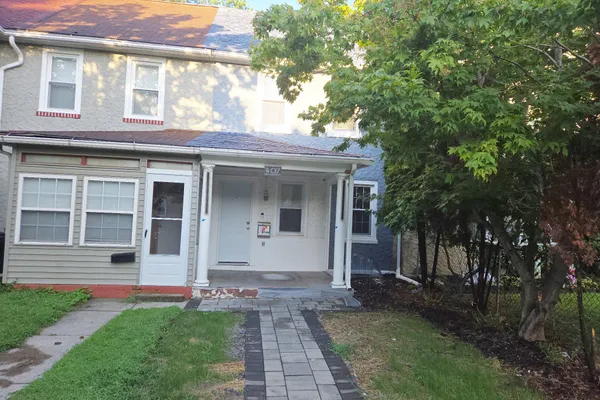 407 PARIS AVE
