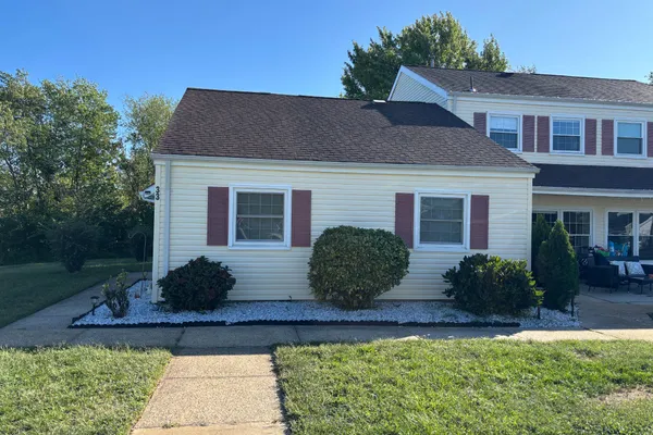 33 MEDITERRANEAN CT