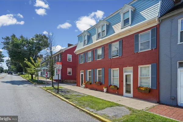 24 S MAIN ST