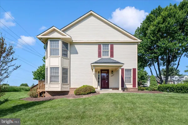20200 RAVENSDALE CT